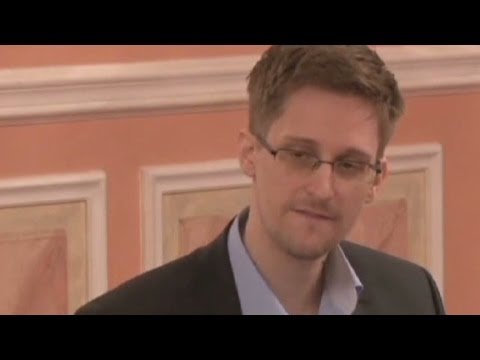 Edward Snowden wants political asylum in Brazil and in exchange he\'s offering assistance in fighting NSA surveillance.