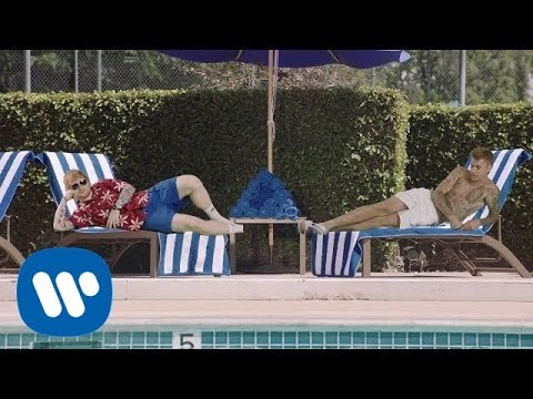 820Ed Sheeran & Justin Bieber – I Don’t Care [Official Video]
