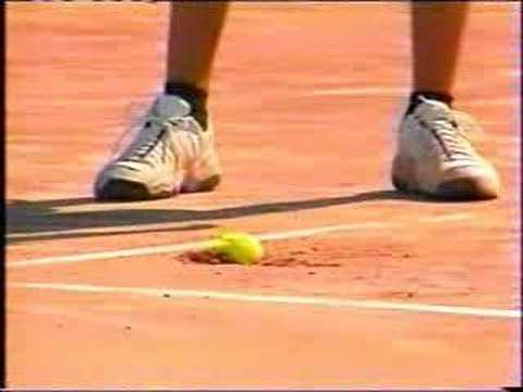 andy roddick peservis terbaik.bola tennis aja pecah