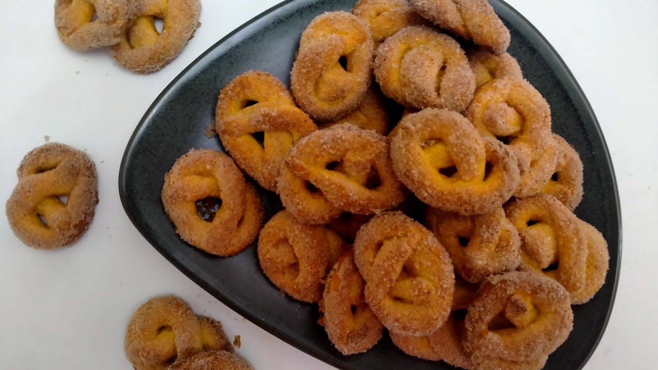 Vanilla and Cinnamon cookies