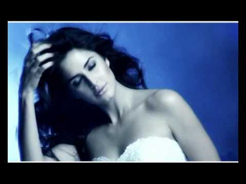 Want to see Katrina Kaif as the bride?<br /><br /> <br /> Hear her say why she has chosen Nakshatra as her brand... wa