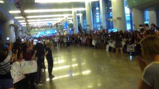 EXO in Russian Airport 15.07.2013