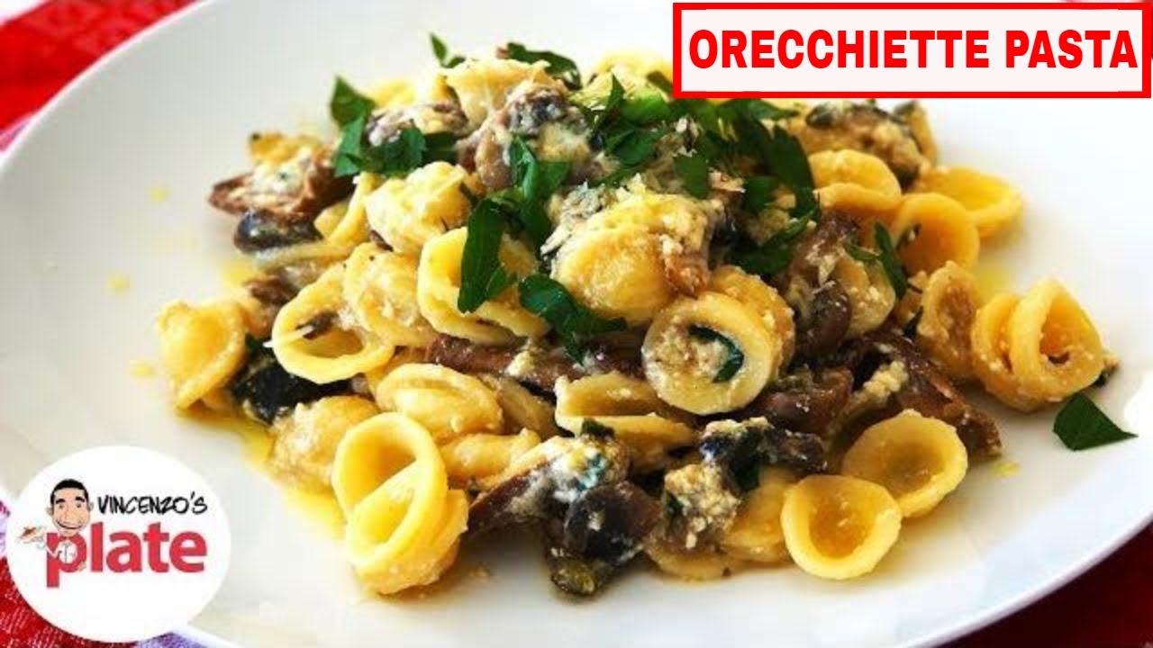Easy Orecchiette Pasta with Mushrooms Zucchini e Ricotta Vegetarian