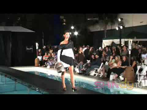 2008 Fashion Week San Diego - Petra O. makes a splash!