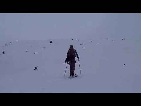 Ascensión y descenso con esquís al Estriviella