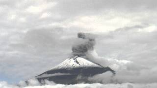 Popocatépetl secuencia de explosiones 22 de junio 2013 (Timelapse)