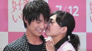 【ゆるコレ】川口春奈、福士蒼汰のほっぺにチュッ！