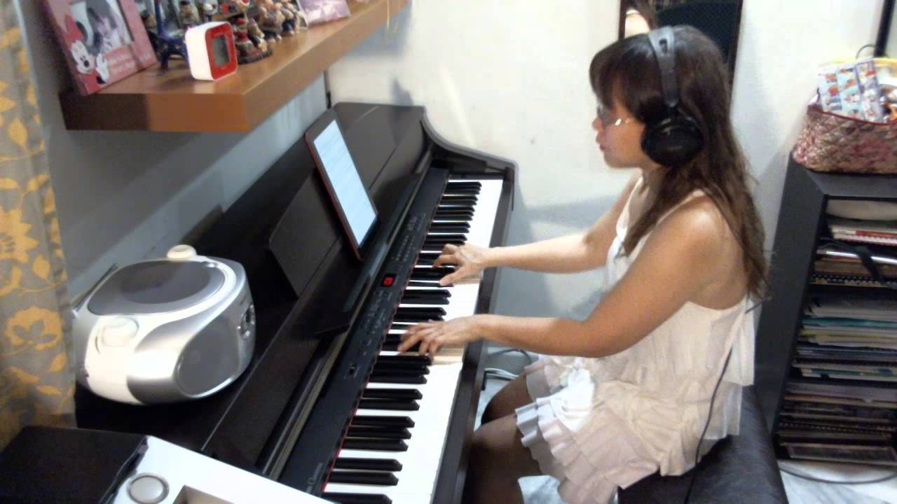 SHINee - Run With Me (Dazzling Girl album) - Piano sheets - YouTube