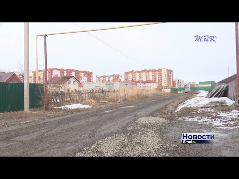"Свинячий образ жизни - по колено в глине и воде": жители улиц Солнечная и 2-я Заводская бьют тревогу "Свинячий образ жизни - по колено в глине и воде": жители улиц Солнечная и 2-я Заводская бьют тревогу