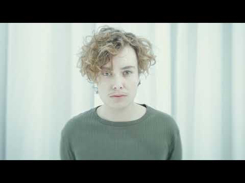 Being Sascha'