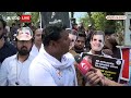 Rahul Gandhi की सदस्यता खत्म होने पर कार्यकर्ताओं ने मुखौटा पहनकर किया प्रर्दशन |Hindi News