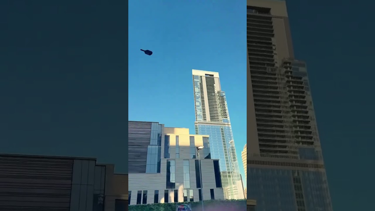 This is WILD 🤣 #pickleball #pickleballislife #pickleballaddict #pickleballrocks #pickleballplayers