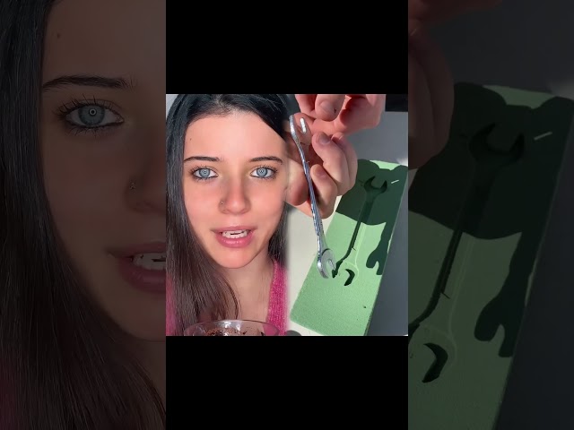 POV: ti viene assegnato un colore che corrisponde ad un potere e scopri di essere una vampir4!!