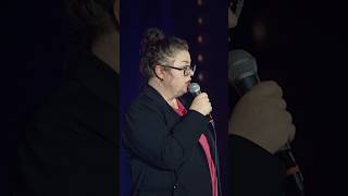 Есть два стула.Психотерапия,первоначальный взнос по ипотеке.Куда сам сядешь,где про мать расскажешь?