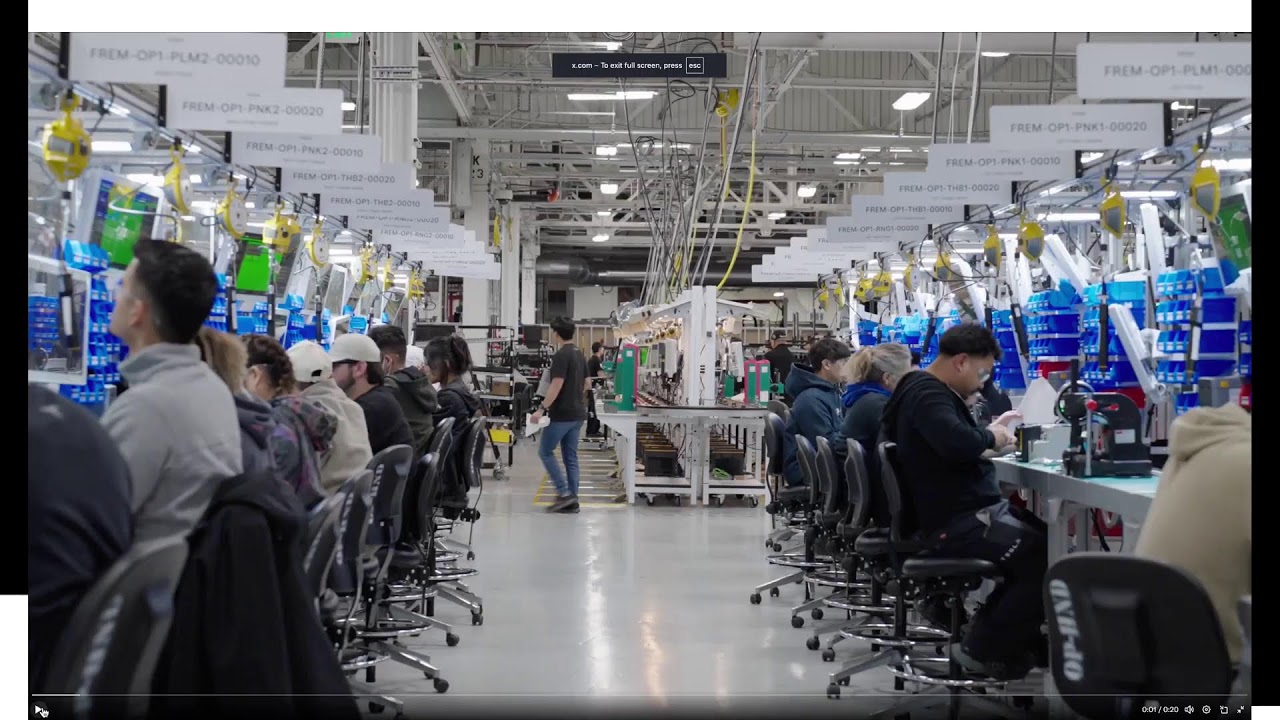 Tesla OPTIMUS Just LEVELED UP: New Hand Demo + Running Robot 🤖💨🖐️