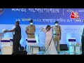 Bengal: CM Mamata ने मंच से उछाला फुटबॉल, बोलीं- पूरा देश बोल रहा खेला होबे | Reporter Diary - 03:41 min - News - Video