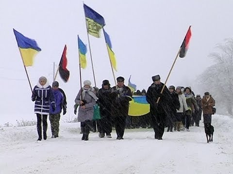 До Коломиї йдуть пішки мітингувальники із навколишніх сіл