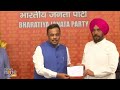 Former Congress Leader Tajinder Singh Bittu Joins BJP in Delhi | News9  - 00:52 min - News - Video