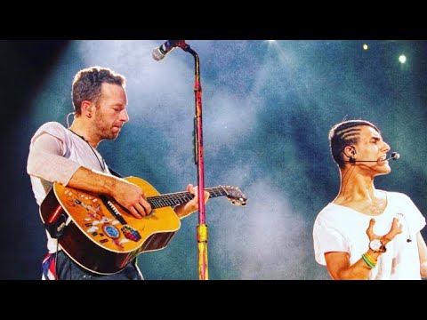Coldplay Performs