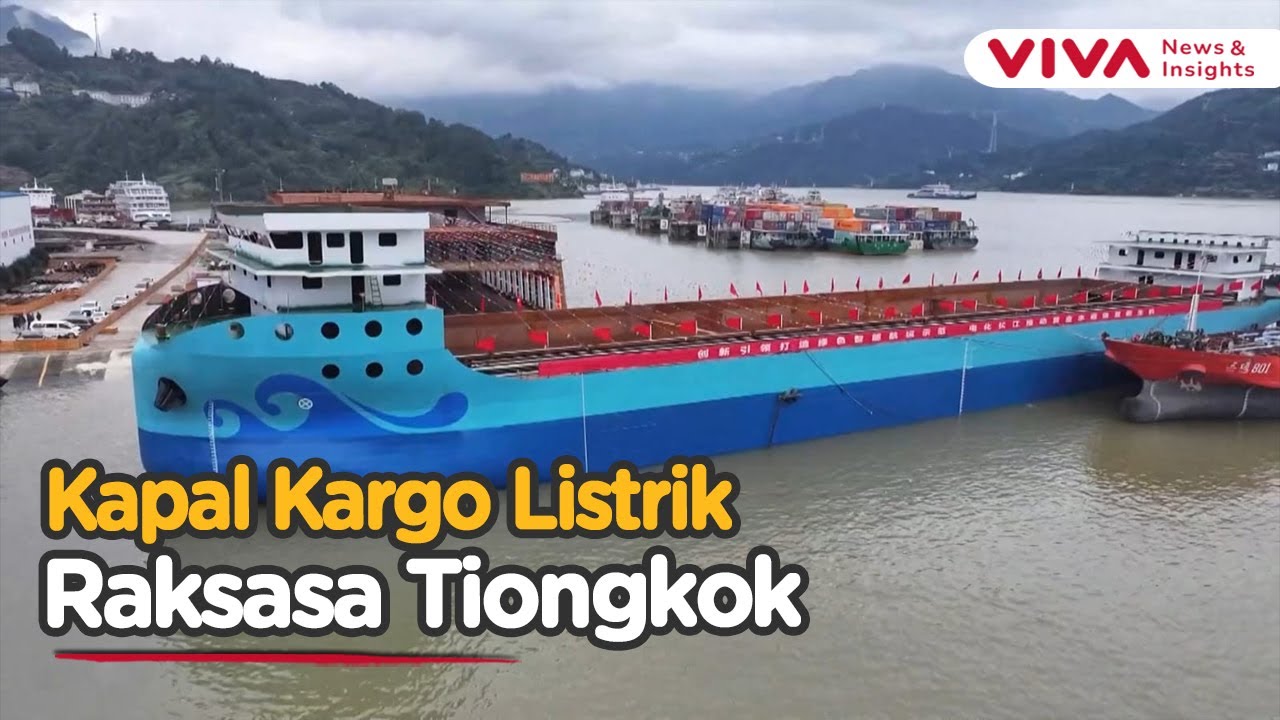 Tiongkok Pamer Kapal Kargo Listrik Terbesar di Dunia