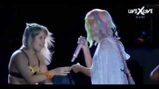 Katy Perry Kissed and Groped by Drunk Fan On Stage – Rock in Rio 2015