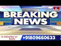 ఎంపీ మిథున్ రెడ్డి ఇళ్లు, ఆఫీసుల్లో సిట్ సోదాలు..| SIT Searches MP Mithun Reddy House and Office  - 01:56 min - News - Video