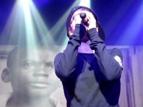 Pray - Justin Bieber LIVE FULL SONG