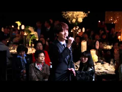 Kyuhyun singing at his sister's wedding (Cho Ahra)
