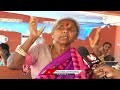 There Is No Demand For Vegetables, No Water ,No House, Says Vegetables Selling Women|Bhuvanagiri|V6  - 03:36 min - News - Video