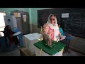 Pakistan election is marred by controversy, mobile phone shutdown  - 01:59 min - News - Video