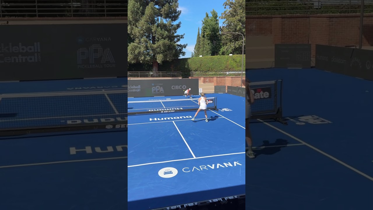Tennis Star Genie Bouchard shows off her incredible touch on the pickleball court 😧