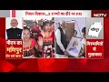 PM Modi Manipur Visit: Churachandpur पहुंच PM मोदी ने बच्चों संग की मुलाकात, हुआ जोरदार स्वागत  - 06:37 min - News - Video