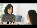 The pros and cons of paying with cash for medical care
