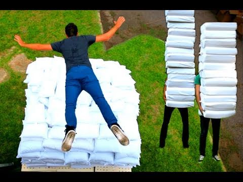 2 Guys 600 Pillows (Backwards Music Video)