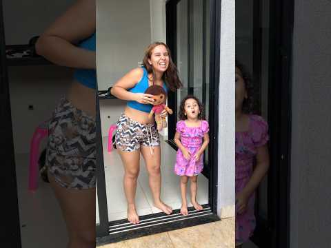 QUANDO O PAI COLOCA A FILHA DE CASTIGO 😂 #shorts