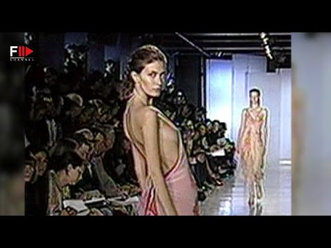 Vintage in Pills DONNA KARAN Spring 2000 - Fashion Channel