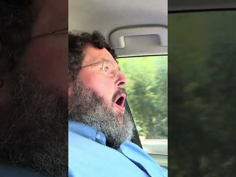Francis OUTRAGED cause of seatbelts!  He’s too fat to wear it! #driving #roadrage