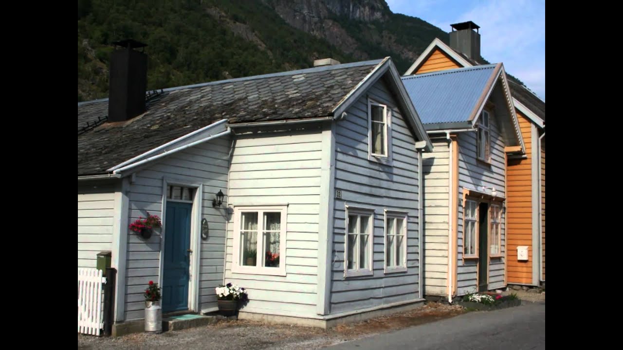 Lærdal - Sognefjord - Norway | Old Lærdalsøyri village | Gamle ...