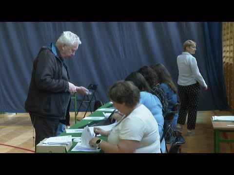 Polls open for Poland's presidential election runoff | AFP