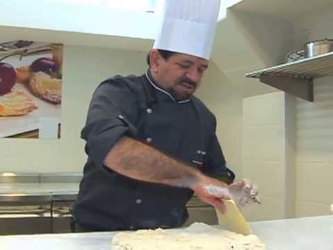 Chef Luiz Farias massa Folhada