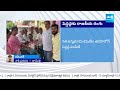 పెన్షన్లకు రాజకీయ రంగు.. | TDP Leaders Distribution Pension | NTR Bharosa | Chandrababu | @SakshiTV  - 03:22 min - News - Video