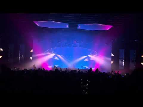 ‪LSZEE night two at Echostage featuring @lsdream & @CloZeeOfficial part one