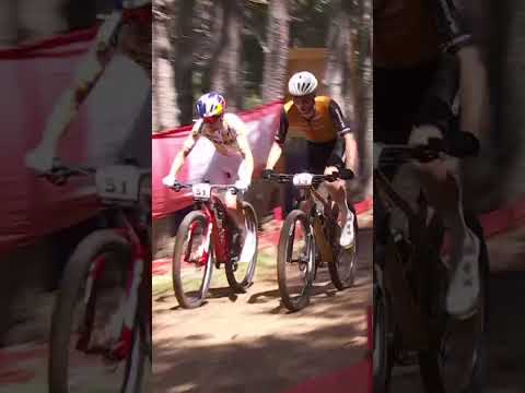 Tom Pidcock goes from 30th to 2nd within THREE laps on his first XCO race in over a year 🤯