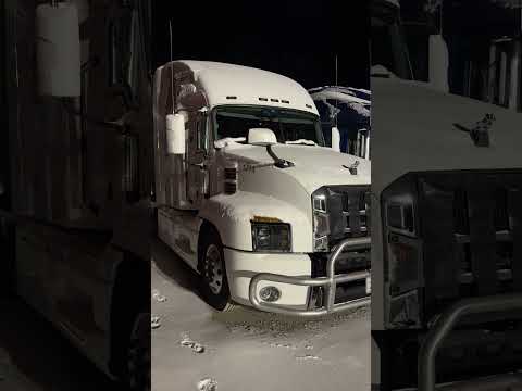 Залишаю Mack Anthem заведеним всю ніч в мороз -22C