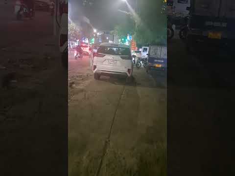 Cuộc sống ban đêm ở thành phố cần thơ.....