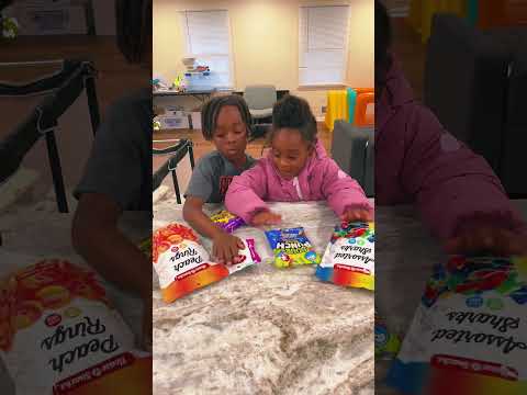 Quick candy grab #familyfun