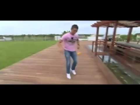 Cristiano Ronaldo Freestyle (2011)