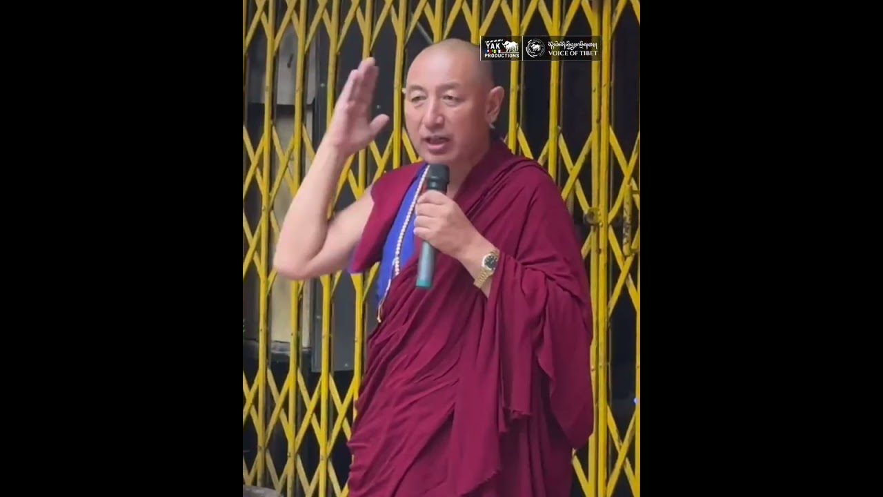 Dokham Chushi Gangdruk organized a prayer offering and candlelight vigil to honor Lobga Rangzen.