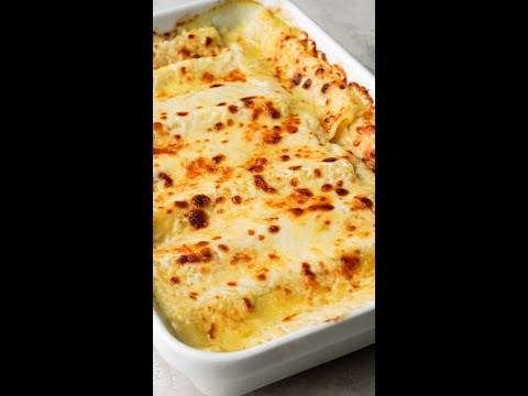 Baked Cannelloni with Béchamel Sauce
