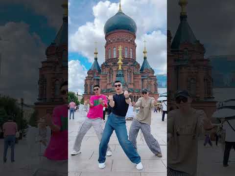 熟悉的节奏又想起来了,快带上你的朋友和我们一起跳起来😎 #我要上热们 #一学就会 #芭比